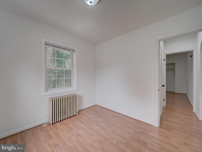 Building Photo - 6625 Harrison Ln