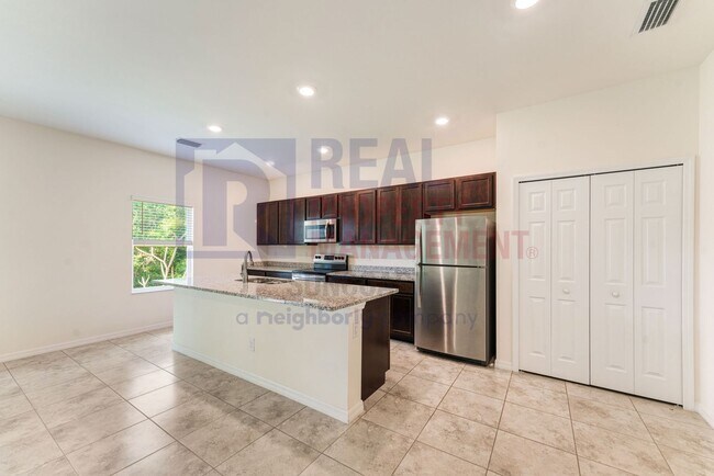 Building Photo - 106 Boxwood Ln