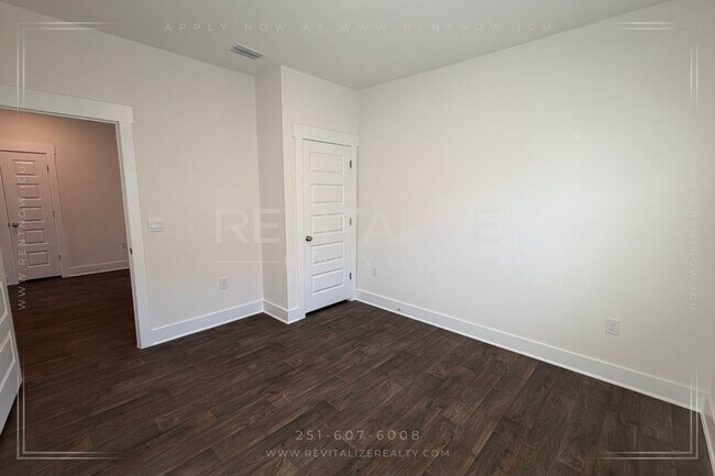 Building Photo - Lakeview Luxury Living in Hadley Village