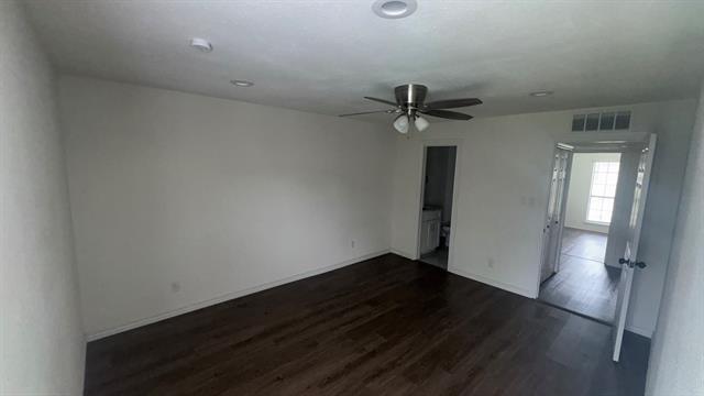 Building Photo - 500 Scarlet Oak St