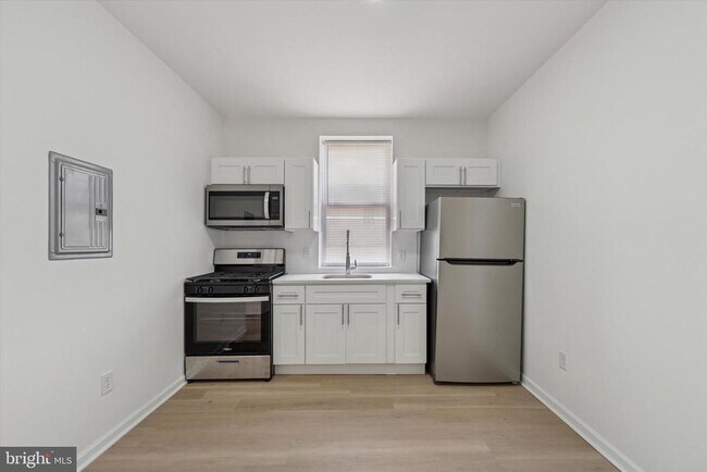 Building Photo - 1626 N 17th St