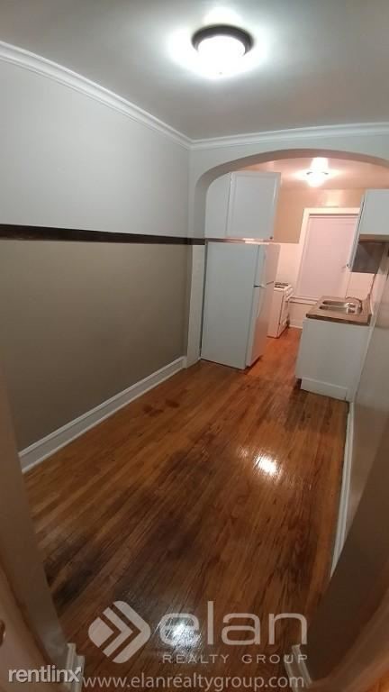 Building Photo - 5045 N Springfield Ave