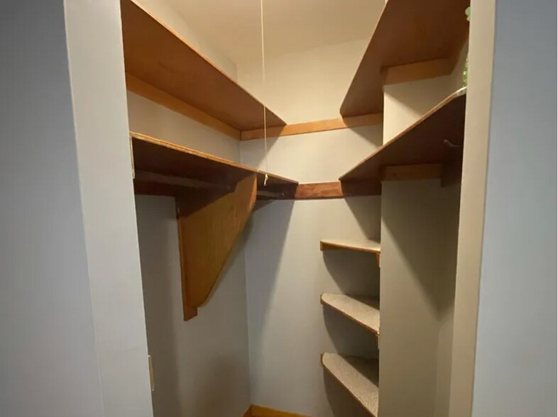 Open Closet off Bedroom. - 1028 S 24th St