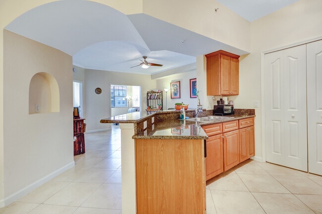 Building Photo - 12955 Positano Cir