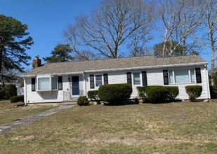 Building Photo - 45 Checkerberry Ln