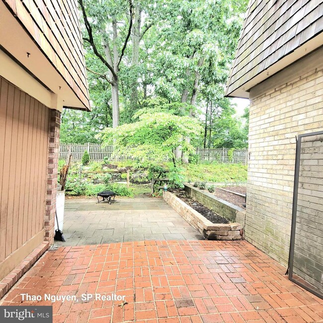 Building Photo - 10534 Cambridge Ct
