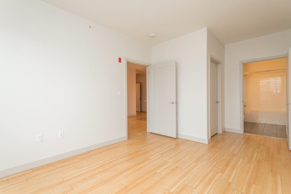 Building Photo - 303 D St
