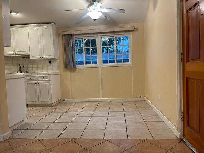 Building Photo - 18556 Community St