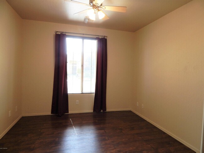 Building Photo - 1149 Hobble Strap Ln
