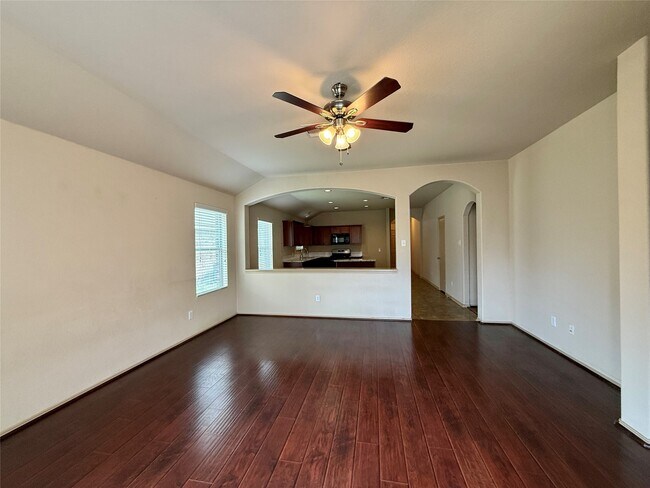 Building Photo - 24210 Silversmith Ln
