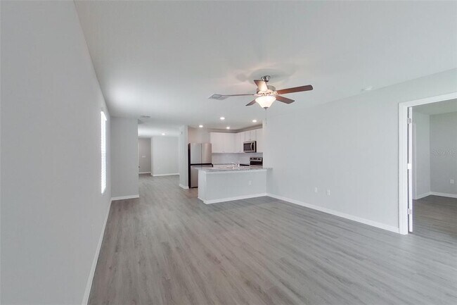 Building Photo - 8648 SW 43rd Ter