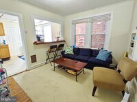 Building Photo - 728 W Railroad Ave