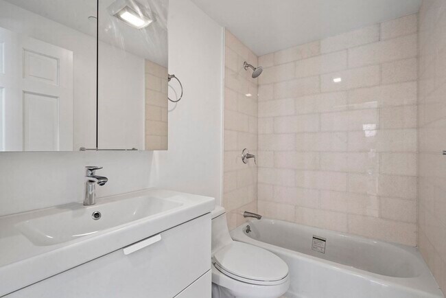 Building Photo - 62 Walden St