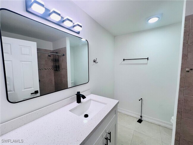 Building Photo - 1185 Cherrystone Ct