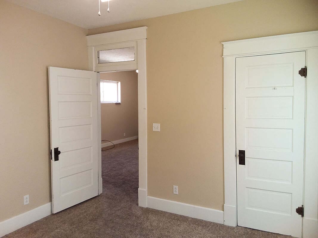 Building Photo - 317 E Coal St