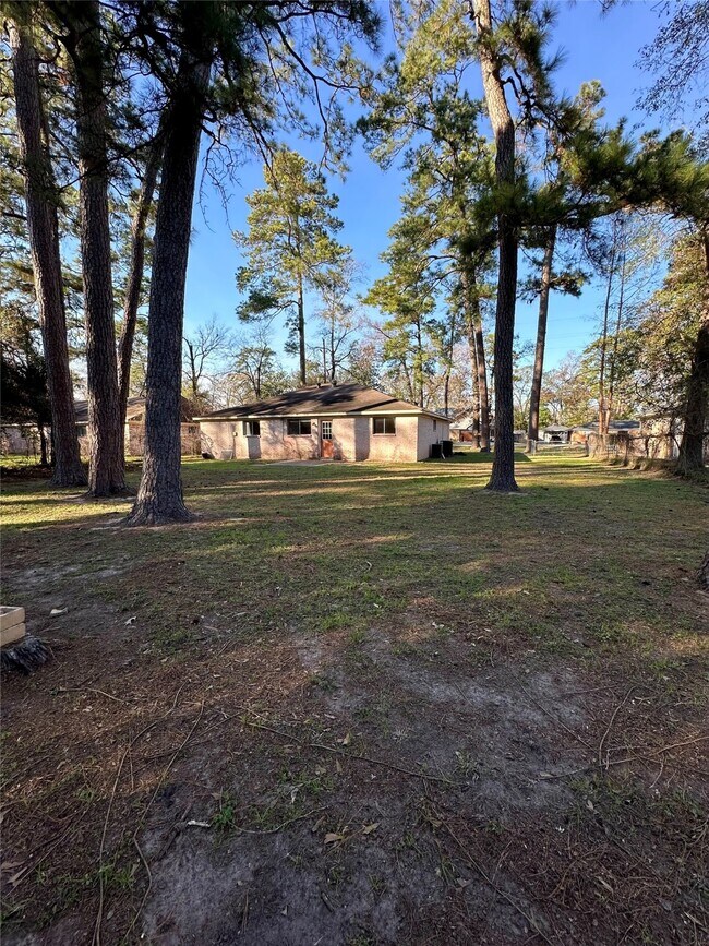 Building Photo - 3223 Brooktree Ln