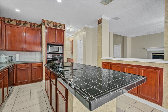 Building Photo - 4130 Midstream Dr