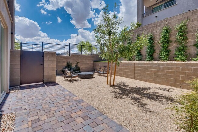 Building Photo - 11552 Fleet Wing Ave