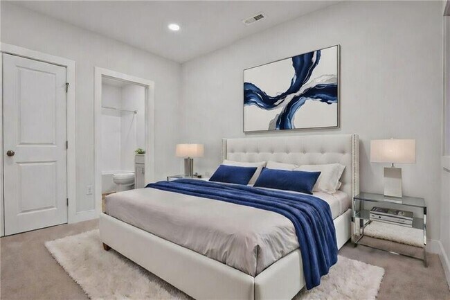 Building Photo - 4022 Cottage Wy