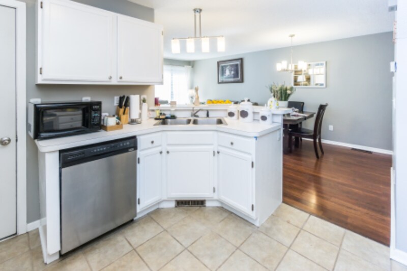 Building Photo - 1810 Donegal Dr