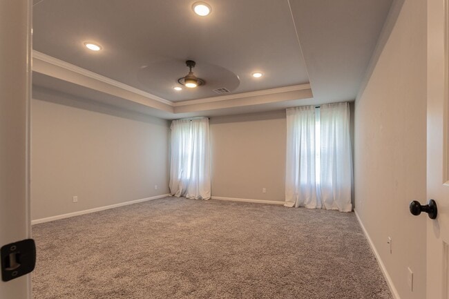Building Photo - Modern 3-Bed, 2-Bath Home in Deer Creek School District!