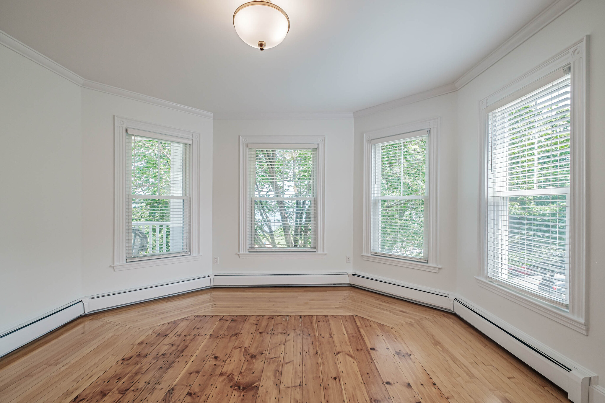 Living Room - 218 Eastern Promenade