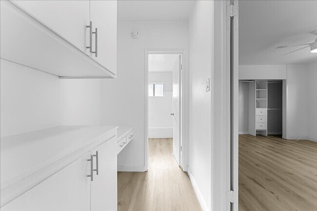 Building Photo - 12770 Pacific Ave