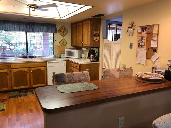 Building Photo - Lovely Home in 45+ Active Adult Community of Leisure World Available May through October 2026!