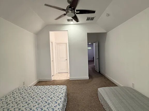 Building Photo - 325 Augusta Ct