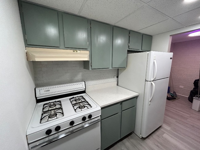 Building Photo - 104 E Bailey Rd