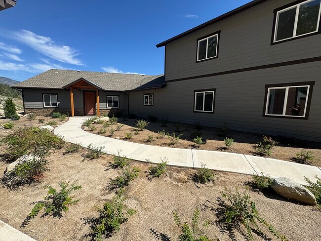 Building Photo - 536 Jackson Ranch Rd