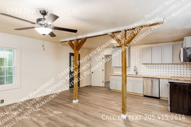 Building Photo - 5717 Dewey Heights Rd