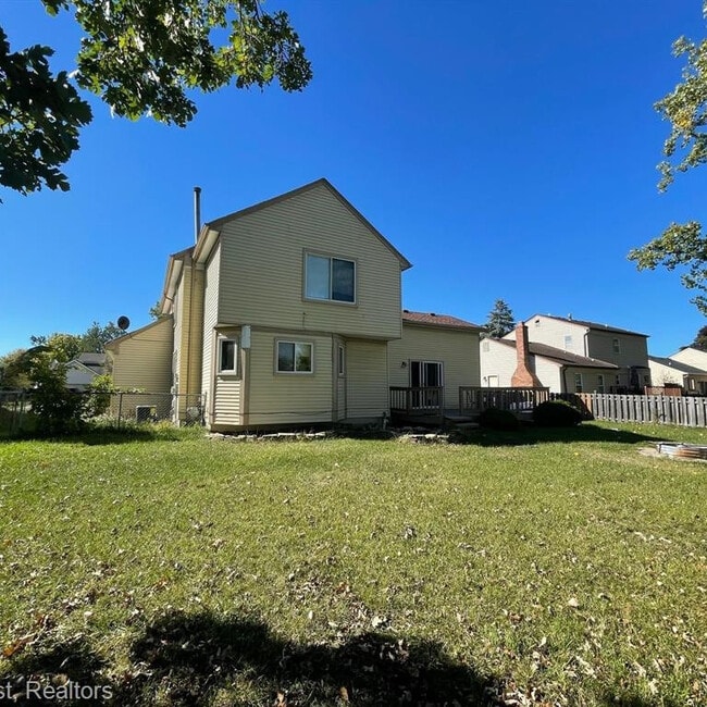 Building Photo - 1438 Rand Rd