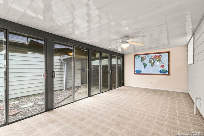 Building Photo - 162 Amistad Blvd