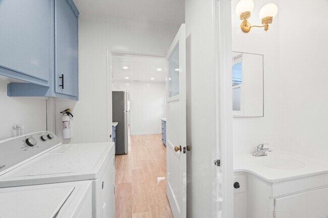 Building Photo - 13218 Lake St