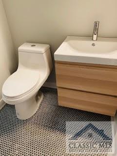 Building Photo - 133 Sunset Dr