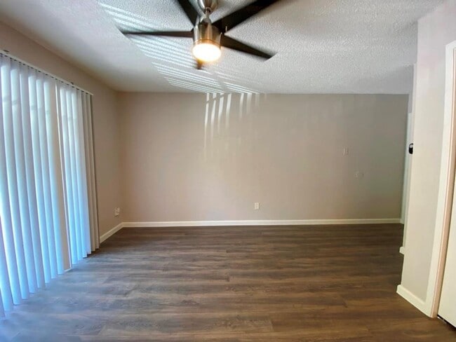 Building Photo - The Silverado Condominiums have plenty of ...
