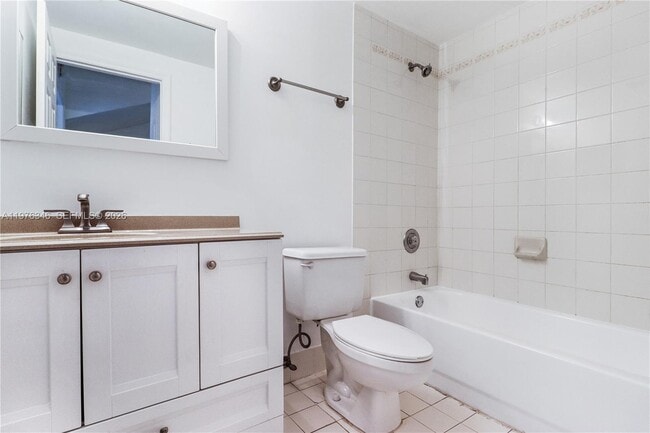 Building Photo - 765 SW 148th Ave