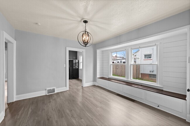 Building Photo - 4613 Spokane Ave