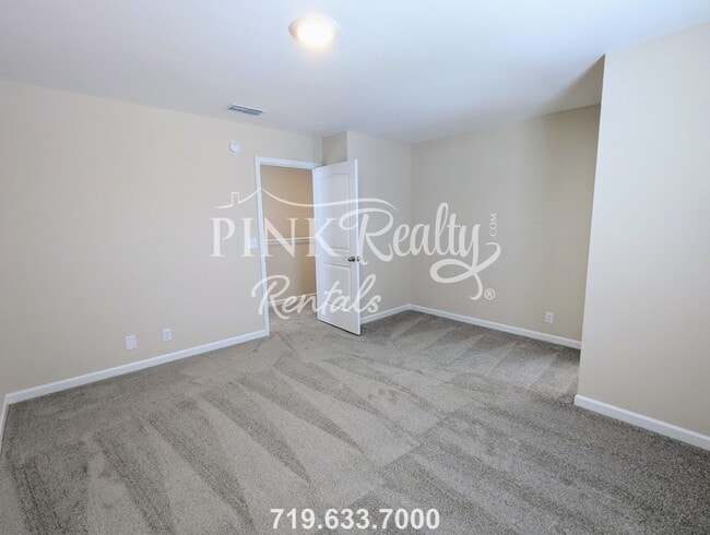 Building Photo - 4014 Colleton Ln