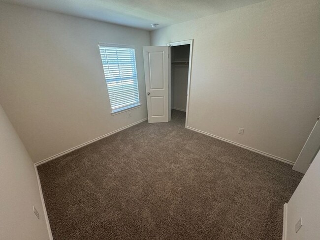 Building Photo - 109 Labein Ave