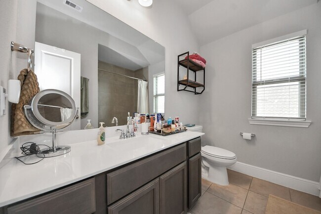 Building Photo - 10514 Rigel Rdg Wy