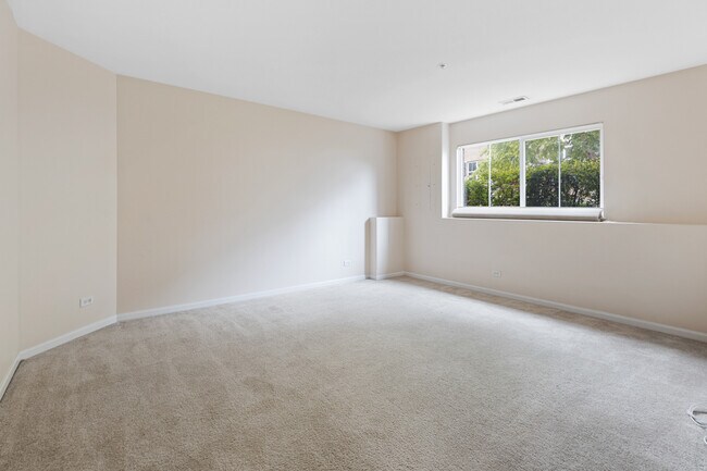 Building Photo - 106 Rosehall Dr
