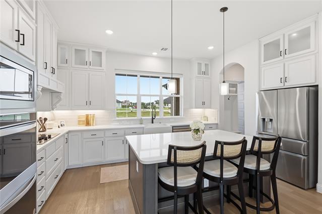 Building Photo - 300 Waterview Dr