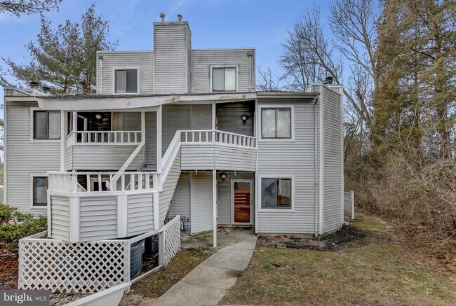 Building Photo - 1105 Berwyck Ct