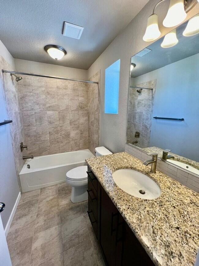 Building Photo - Gorgeous 3 Story Home in close to Cottonwo...