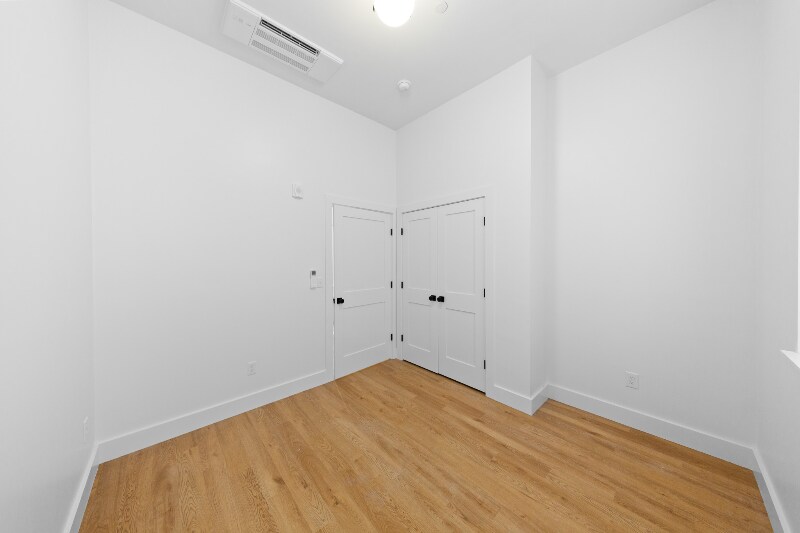 Building Photo - 101 Richmond St