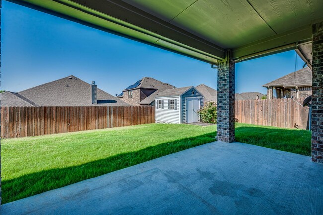 Building Photo - 438 Brookdale Dr