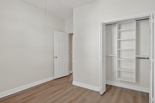 Building Photo - 13375 Avensong Crossing