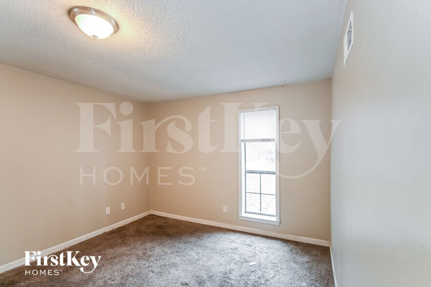 Building Photo - 4266 Crump Rd